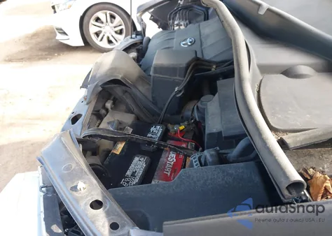 2016 Toyota Sienna Xle Premium 7 Passenger z USA, uszkodzony, nr VIN 5TDDK3DC2GS139510